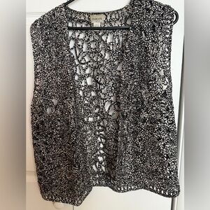 Chicos black and white braided patter vest size 3